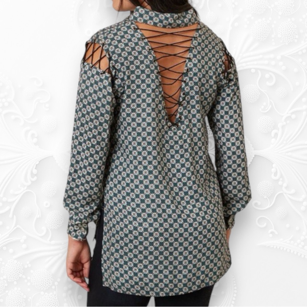 Gilded Intent Criss-Cross Geometric Cold Shoulder Long Sleeve Button Down Sz XS